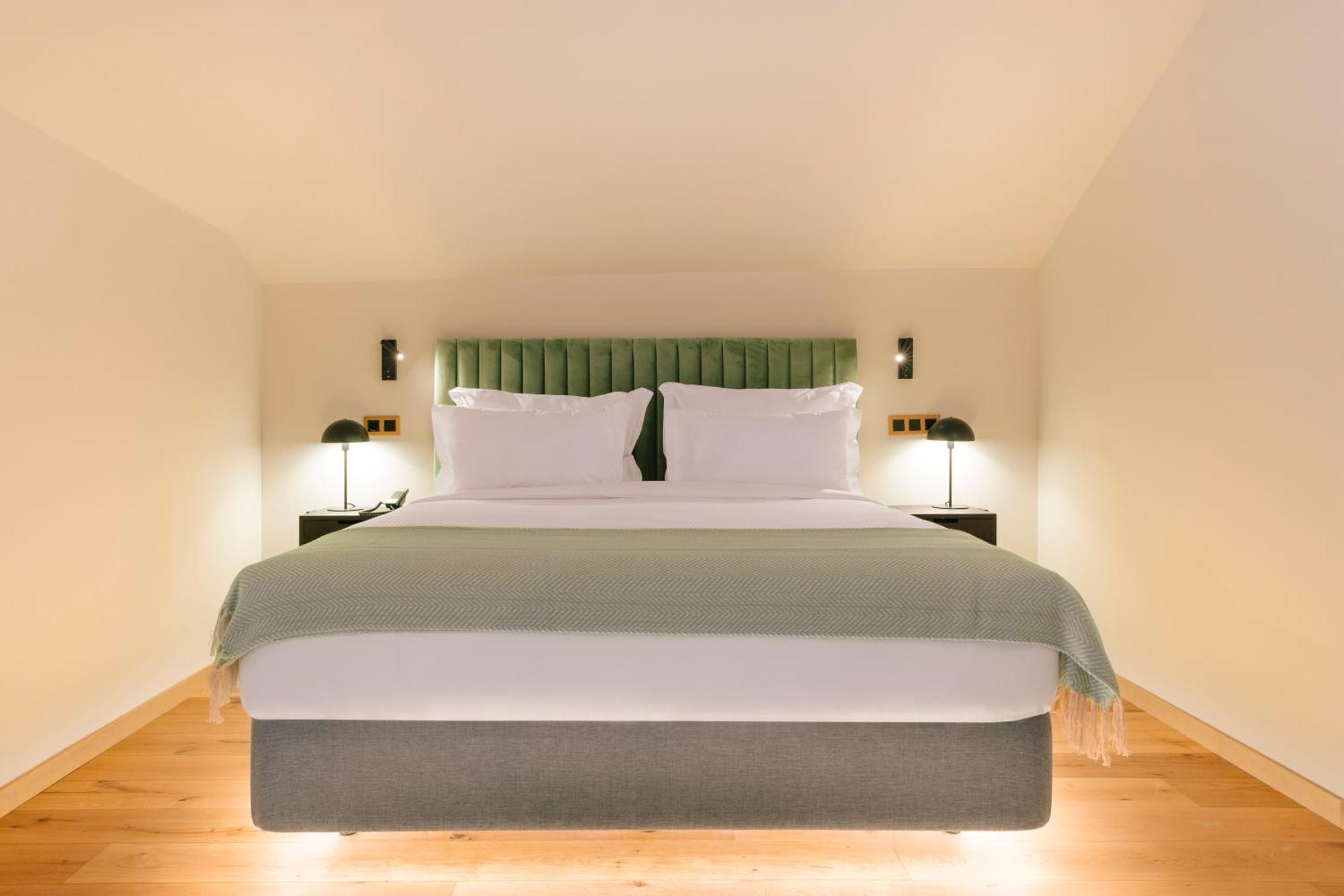 Pestana Rua Augusta 4*